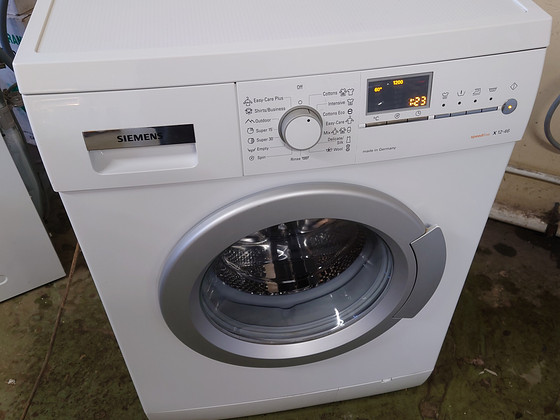 Kitsas pesumasin SIEMENS 40 sm
