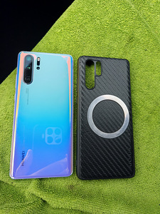 Huawei P30 Pro (1 фото из 2)