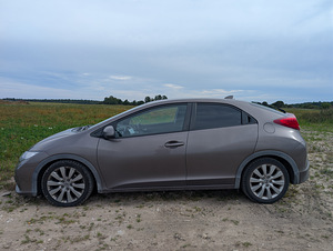 Honda Civic 2013 (3 фото из 15)
