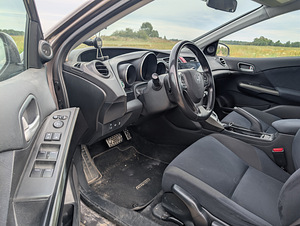 Honda Civic 2013 (6 фото из 15)