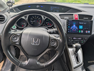 Honda Civic 2013 (7 фото из 15)