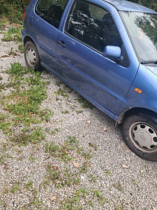 Volkswagen Polo 1995 г. (1 фото из 4)