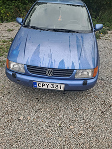 Volkswagen Polo 1995 г. (4 фото из 4)