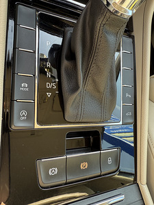 Škoda Superb L&K 2017 2.0 110 кВт (6 фото из 7)