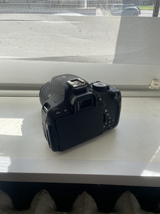 Canon 650d (2 foto / 5)