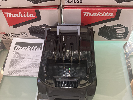 Makita BL 4020 2.0 Ah оригинальная, новая батарея.
