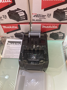 Makita BL 4020 2.0 Ah оригинальная, новая батарея. (4 фото из 5)