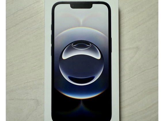 iPhone 16e