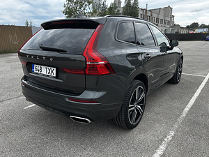 Volvo XC60 (4 фото из 10)