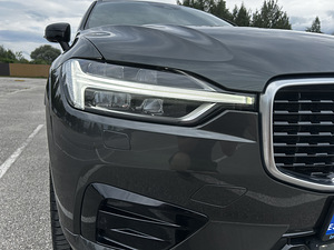 Volvo XC60 (3 фото из 10)
