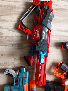 Игровые автоматы (2 фото из 4)