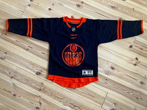 Хоккейная рубашка для детей EDMONTON OILERS НОВАЯ ОРИГИНАЛЬНАЯ (1 фото из 2)