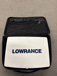 Картплоттер-эхолот Lowrance LCX-27C (Полный комплект) (5 фото из 7)