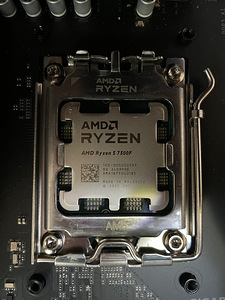 Ryzen 5 7500F + MSI PRO B650M-B komplekt (1 foto / 3)