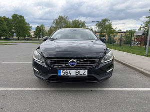 Volvo V60 (6 фото из 13)