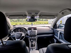 Mazda 6 2010 (10 фото из 11)