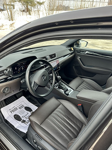 Skoda Superb Laurin & Klement (9 фото из 13)