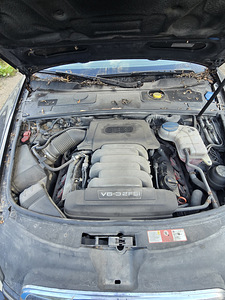 Audi a6 c6 3.2i quattro (7 фото из 8)