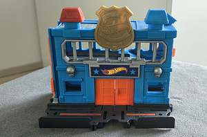 Hot wheels (2 фото из 4)