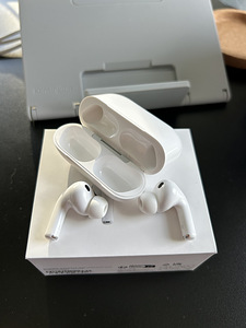 AirPods Pro 3 (1 фото из 4)
