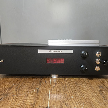 С предусилителем ручной работы HI-FI Erik Konka