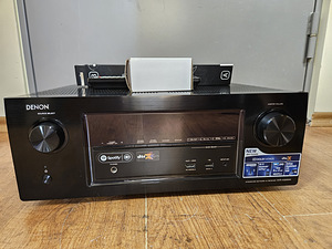 Сетевой A/V-ресивер Denon AVR-X3200W (2 фото из 5)