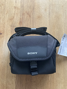 Сумка для камеры Sony LCS-U11 (1 фото из 4)