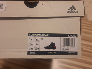 Adidas (2 фото из 2)