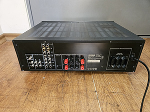Yamaha AX-570 стерео Hi‑Fi интегрированный усилитель (3 фото из 3)