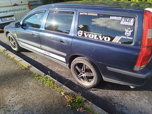Volvo v70 2.4 d5 120kw (4 foto / 7)