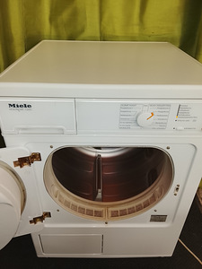 Гарантия на сушильную машину Miele (2 фото из 2)