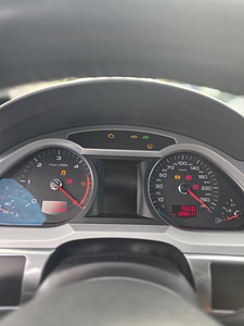 Audi a6 allroad c6 (10 foto / 10)