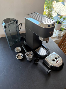 Delonghi Dedica pump, black/inox - Espresso machine (1 foto / 5)