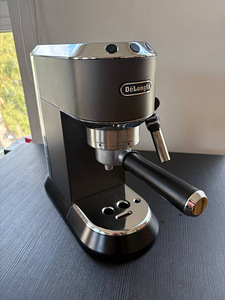Delonghi Dedica pump, black/inox - Espresso machine (4 foto / 5)