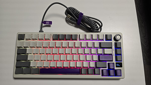LORGAR WIRELESS MECHANICAL GAMING KEYBOARD PRO KBP7075W (2 foto / 4)