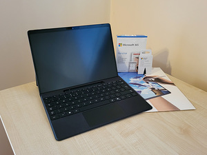 Surface Pro 11 + Flex Keyboard + Slim Pen (1 фото из 5)