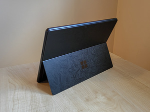 Surface Pro 11 + Flex Keyboard + Slim Pen (3 фото из 5)