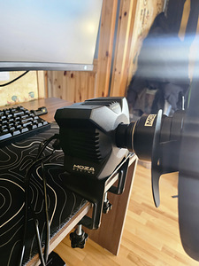 Moza R3 Direct Drive komplekt (rool+bass, pedaalid) (4 foto / 10)