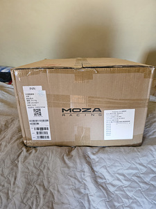 Moza R3 Direct Drive komplekt (rool+bass, pedaalid) (6 foto / 10)