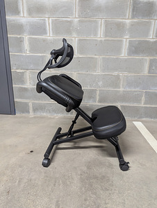 Knee chair (2 foto / 2)