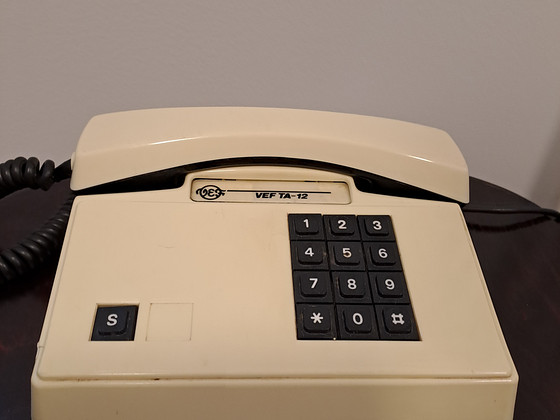 Vana telefon VEF TA-12
