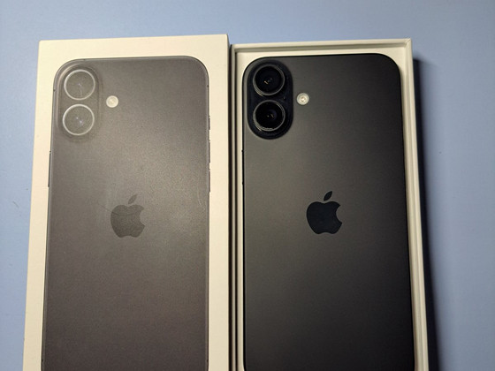 iPhone 16 Plus