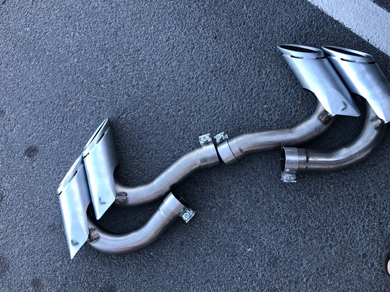 Lamborghini Urus originaal OEM summutiotsad – UUED – 4 tk