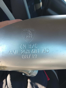 Lamborghini Urus originaal OEM summutiotsad – UUED – 4 tk (3 foto / 6)