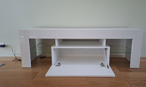 TV alus (3 foto / 5)
