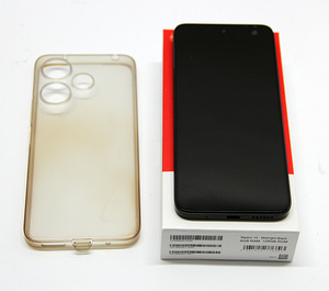 Телефон Xiaomi Redmi 13 128GB (2 фото из 3)