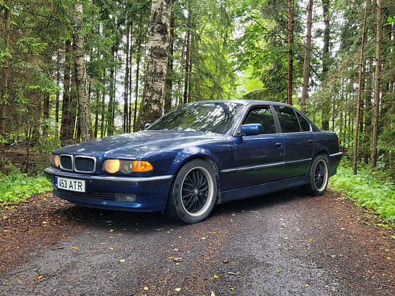 BMW 730d e38