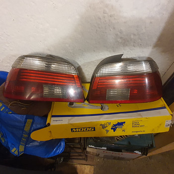 BMW E39 Facelift tagatuled