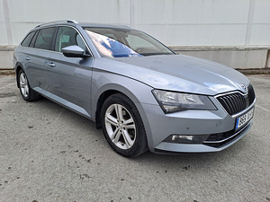SKODA SUPERB 1.6DIISEL,88KW ,MANUAAL (1 foto / 15)