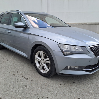 SKODA SUPERB 1.6 дизель, 88 кВт, механика